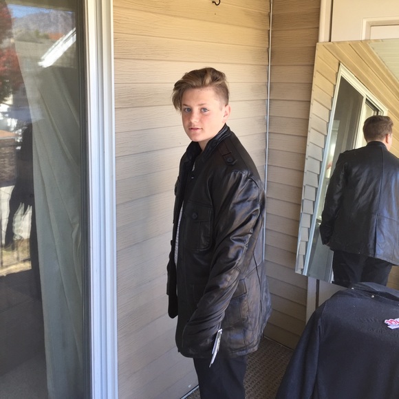 (NEW) Wilda lambskin Leather Button Down Jacket - Picture 3 of 8