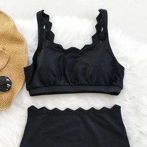 Black Seaside High-waisted Bikini