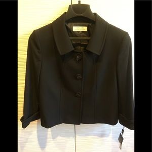 Tahari Arthur S Levine women’s blazer
