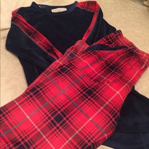 Cuddle duds sleepwear