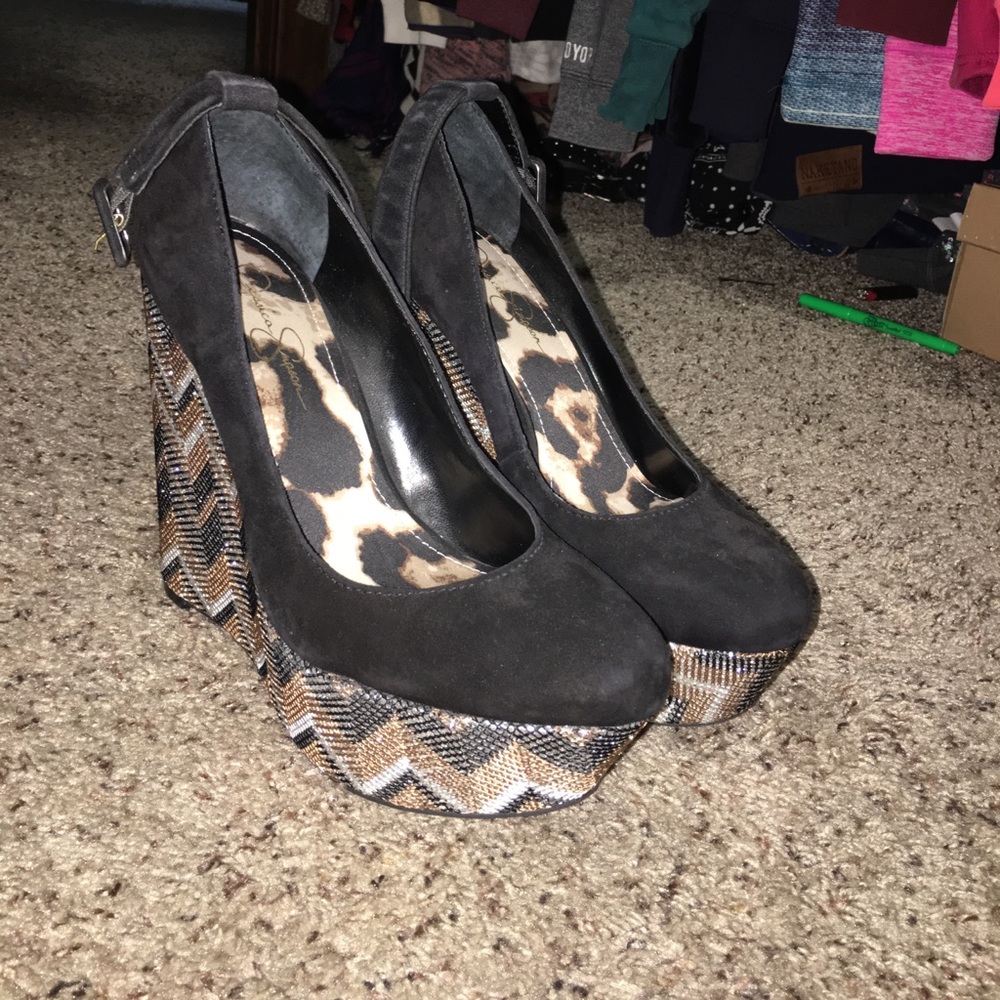 Gorgeous shimmer and shine heels