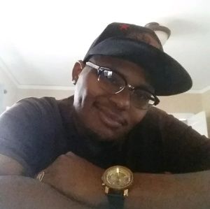 Meet your Posher, Ajaye