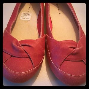 NEW Cute Red Airwalk flats! Size 8