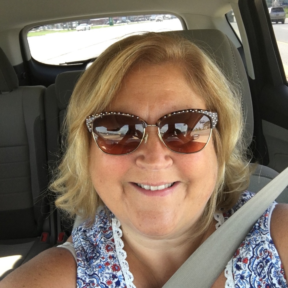 Meet your Posher, Lynn