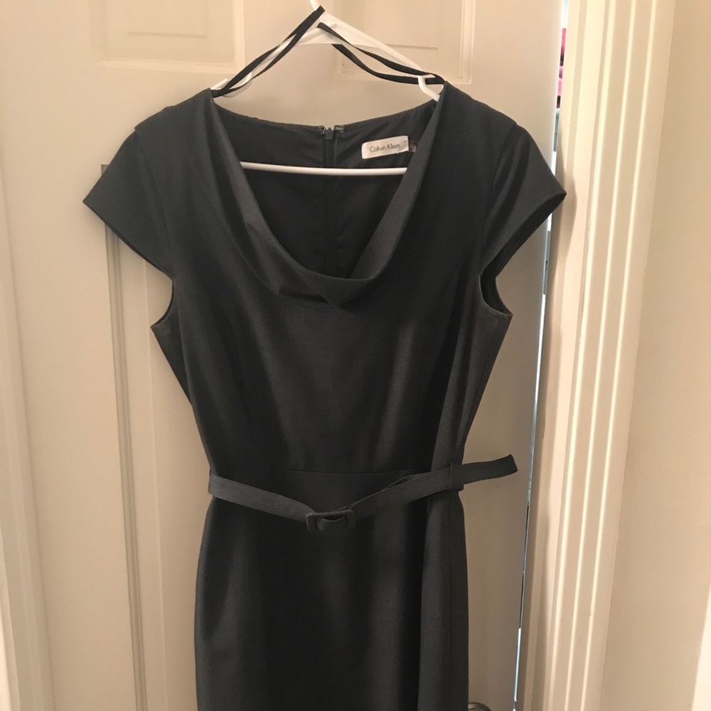 Calvin Klein size 6 grey dress with belt