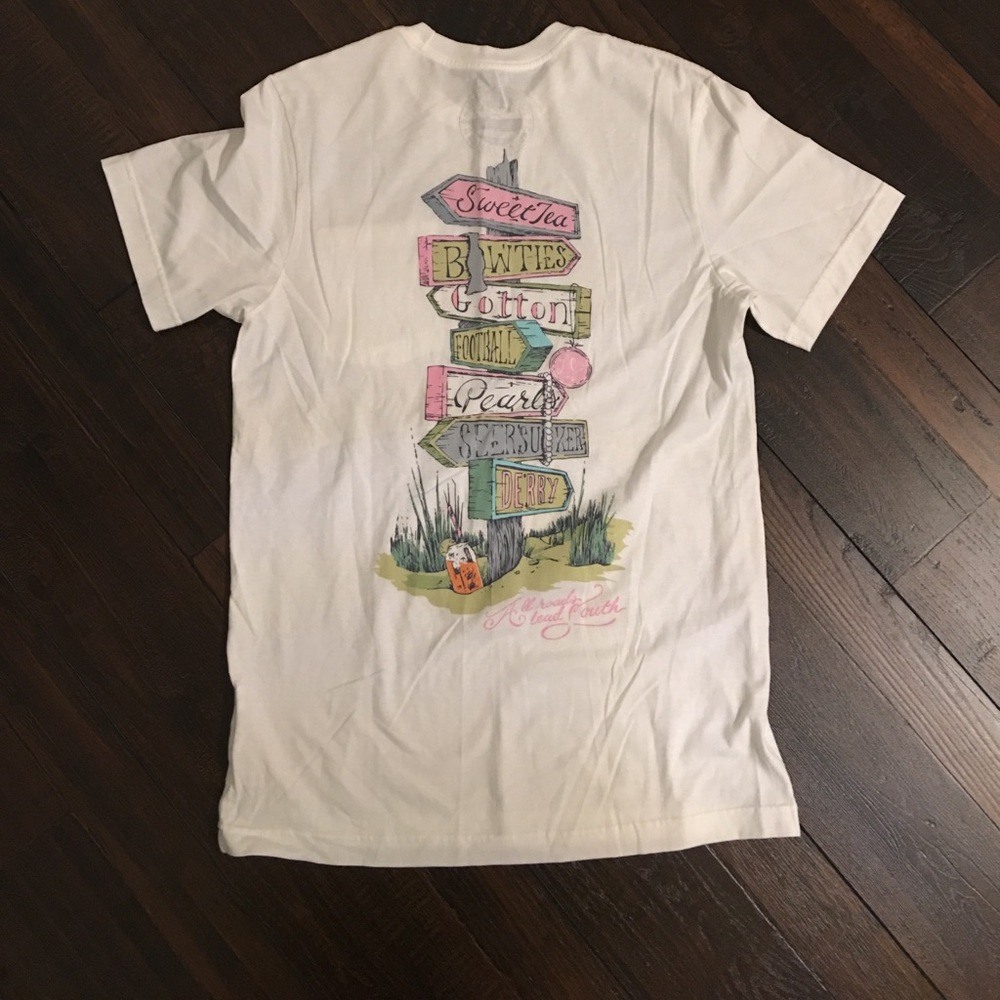 Lauren James Tshirt Size M