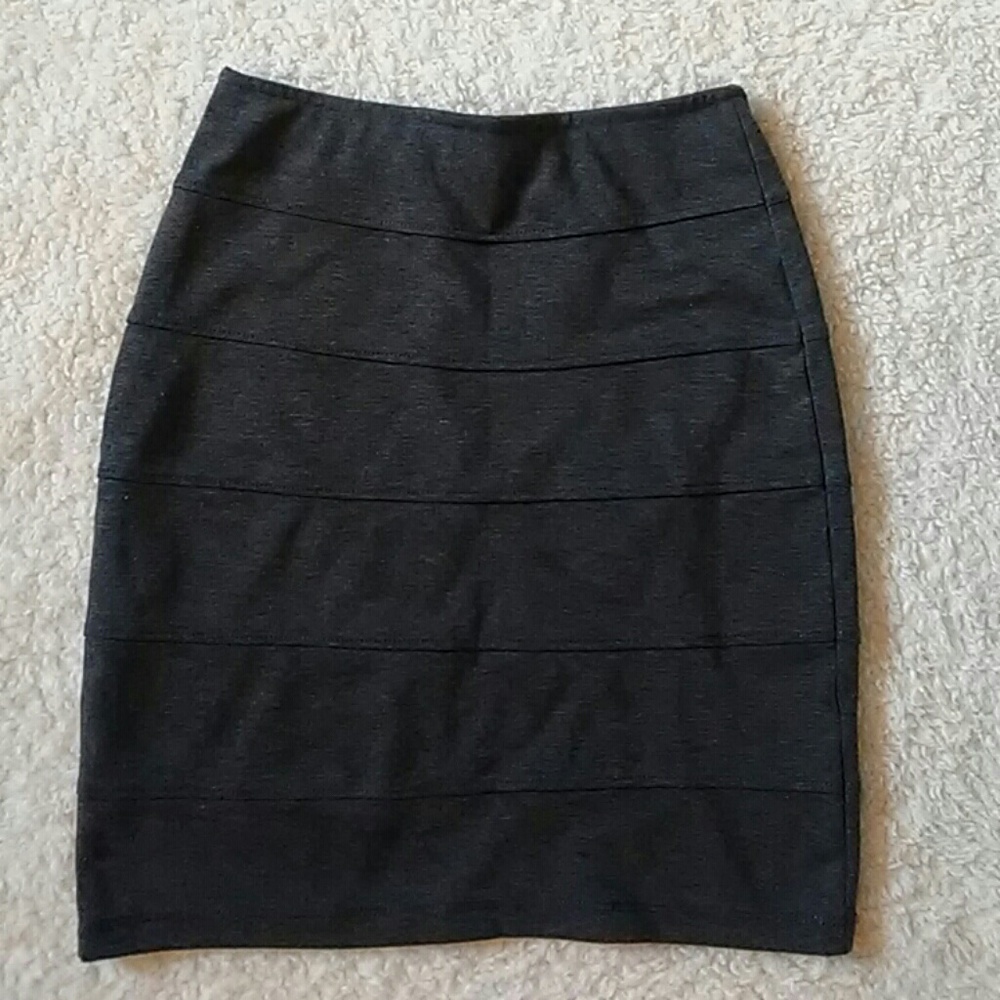 Basic Pencil Skirt