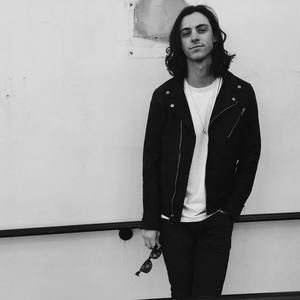 Meet your Posher, Nic