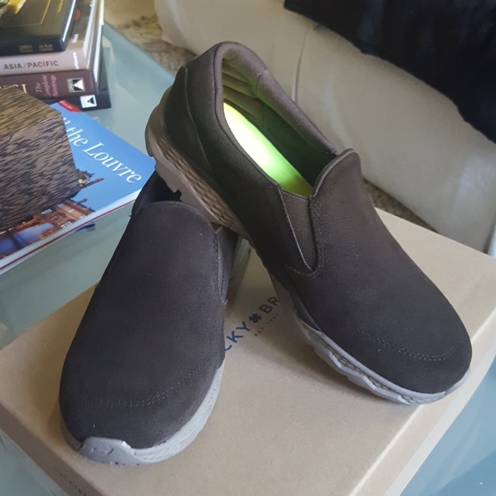 Sketchers Suede GoWalk outdoors shoes