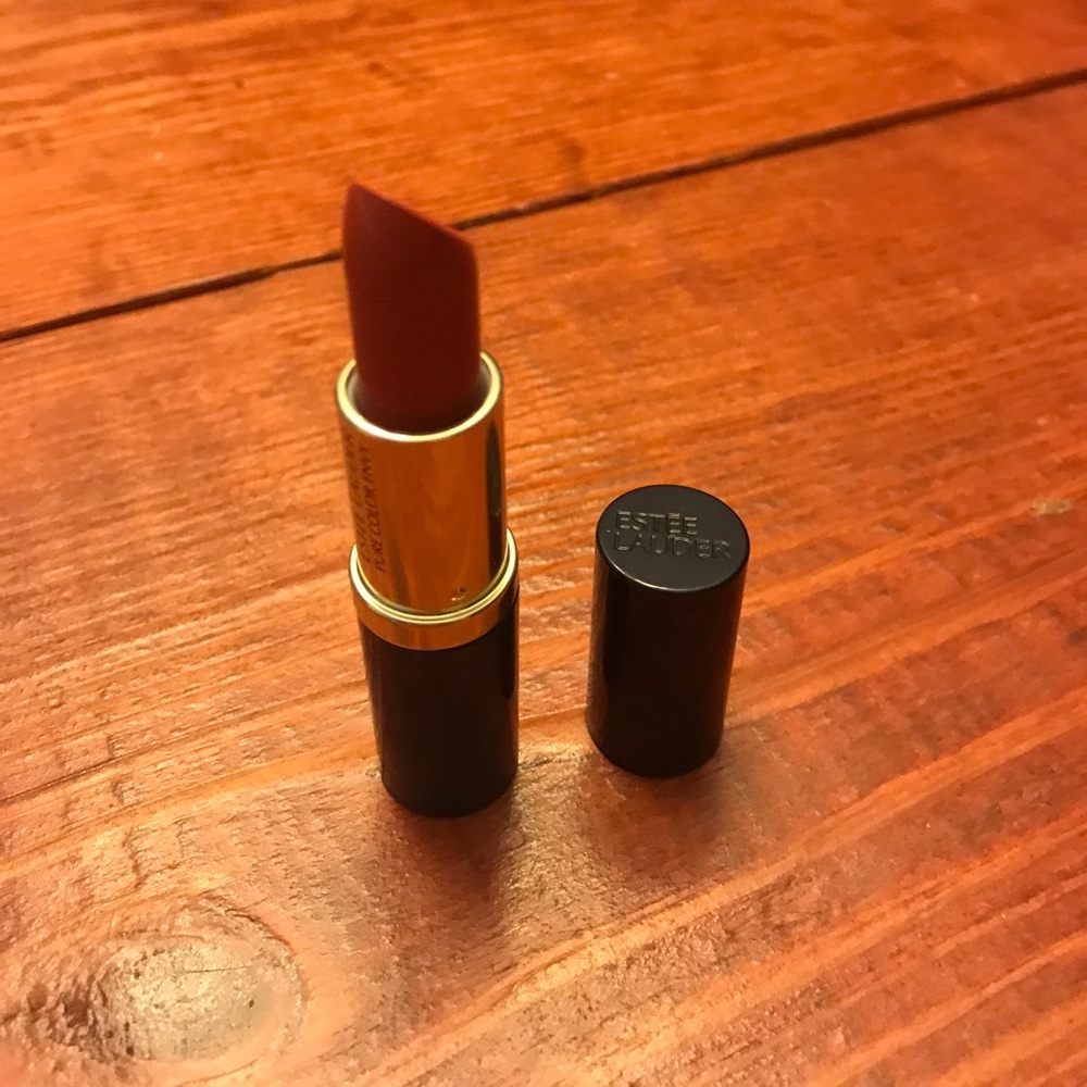 Estée Lauder Bois De Rose lipstick