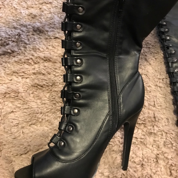 Jackie lace up thigh high boots! 🔥 - Picture 2 of 8