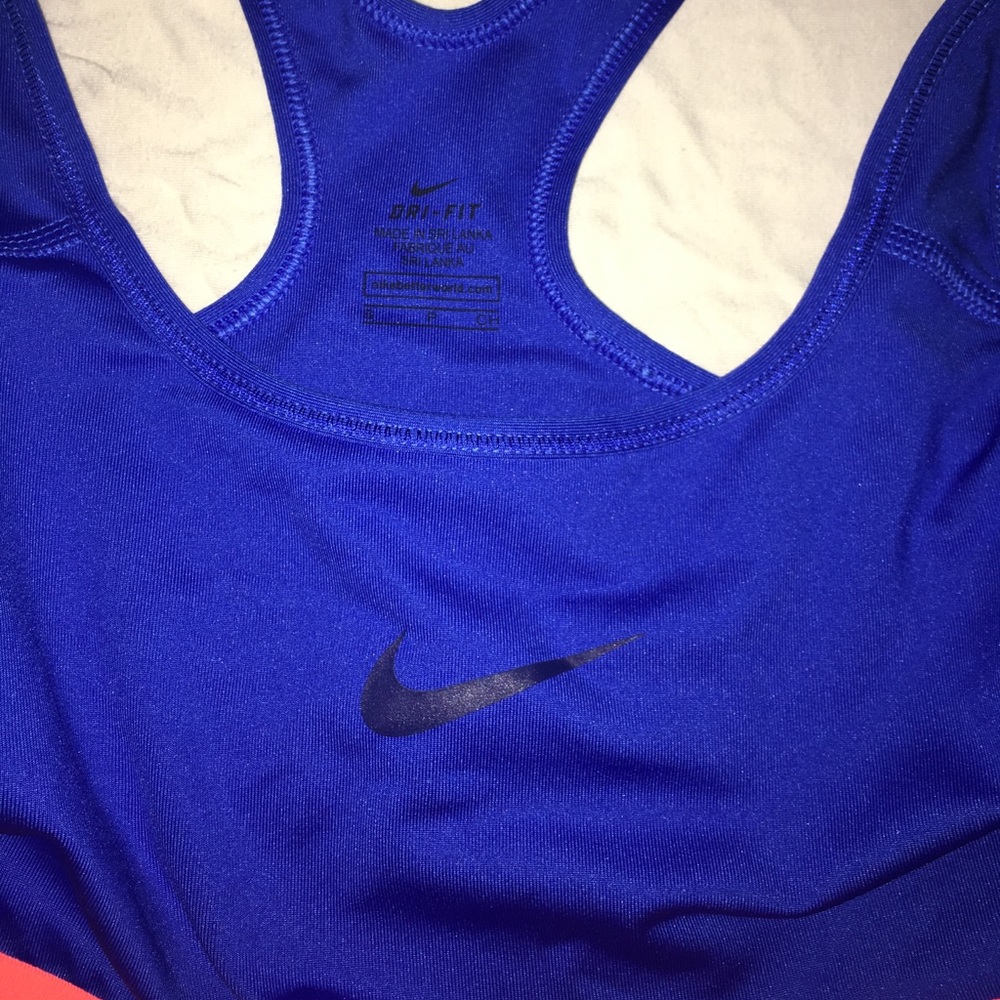 Nike dri-fit sports bra