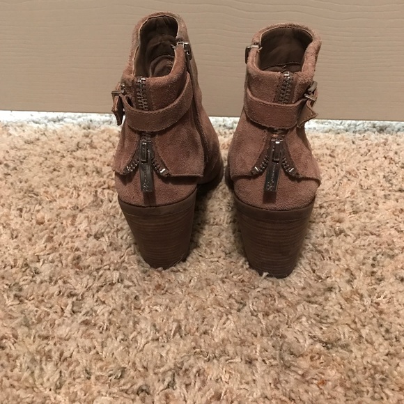 Jessica Simpson Classley ankle bootie - Picture 2 of 8