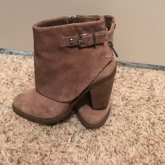 Jessica Simpson Classley ankle bootie - Picture 4 of 8