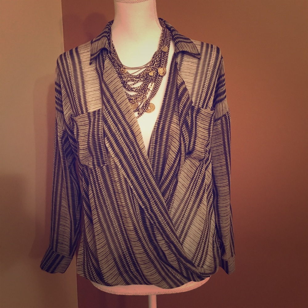Jungle striped open blouse