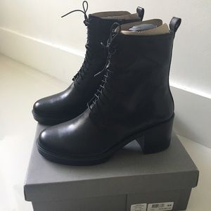 Vagabond Tilda Lace-Up Combat Boot