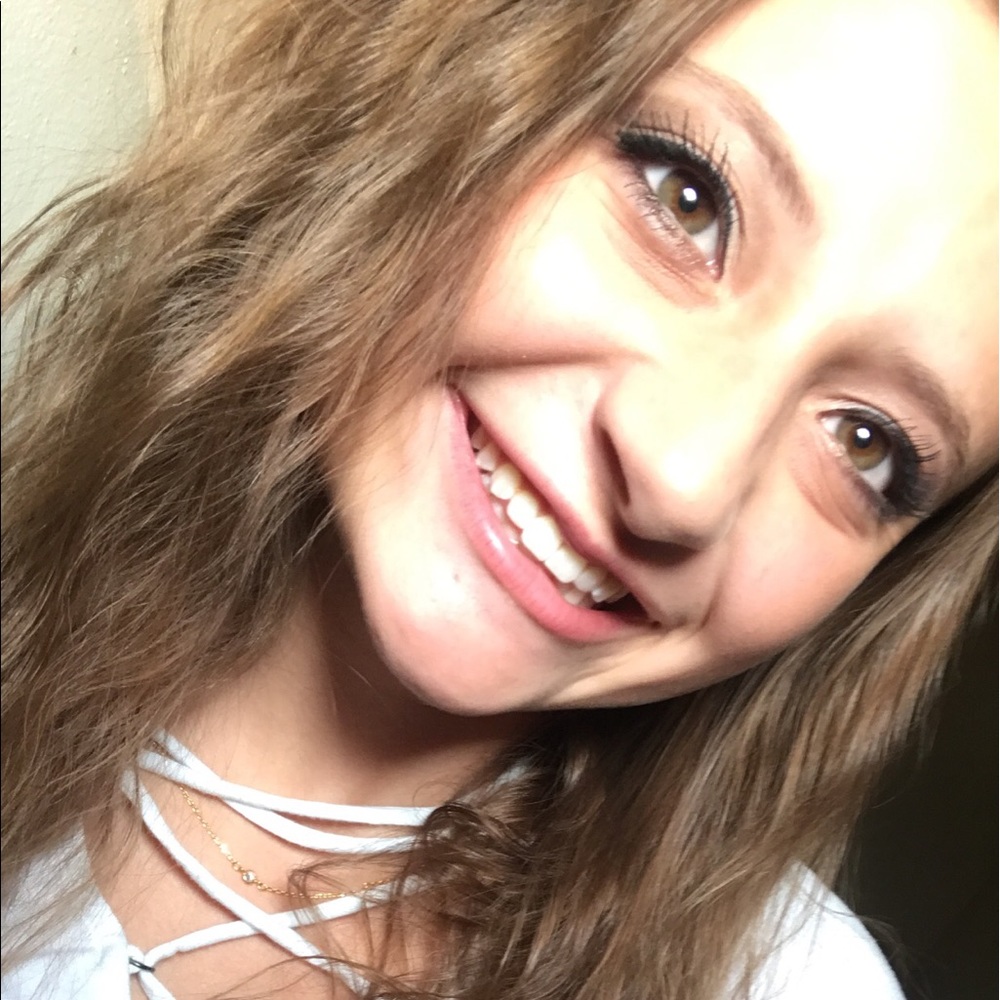 Meet your Posher, Shyla