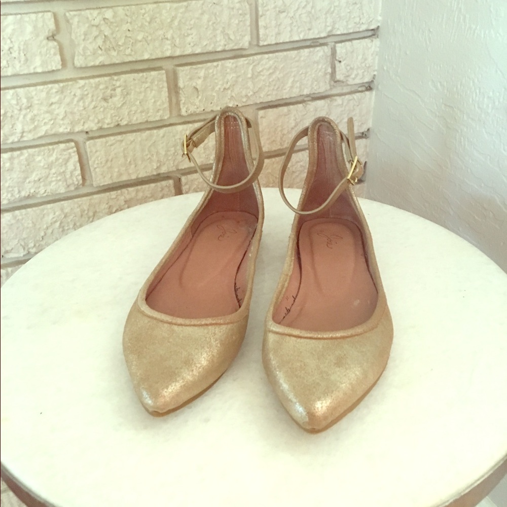 Joie gold ankle strap flats, size 6 1/2