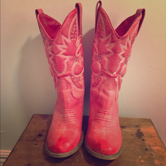 Shoes - Pink cowboy boots