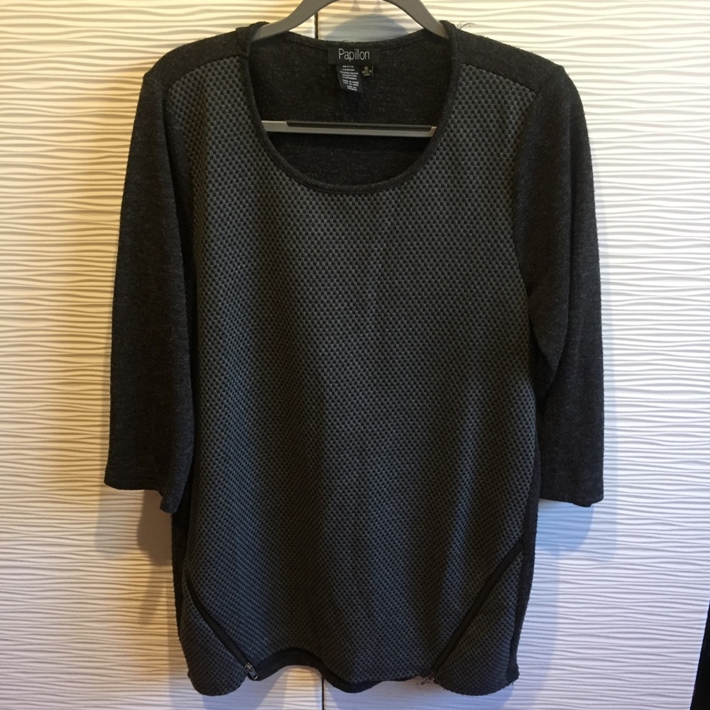 Women’s sweater