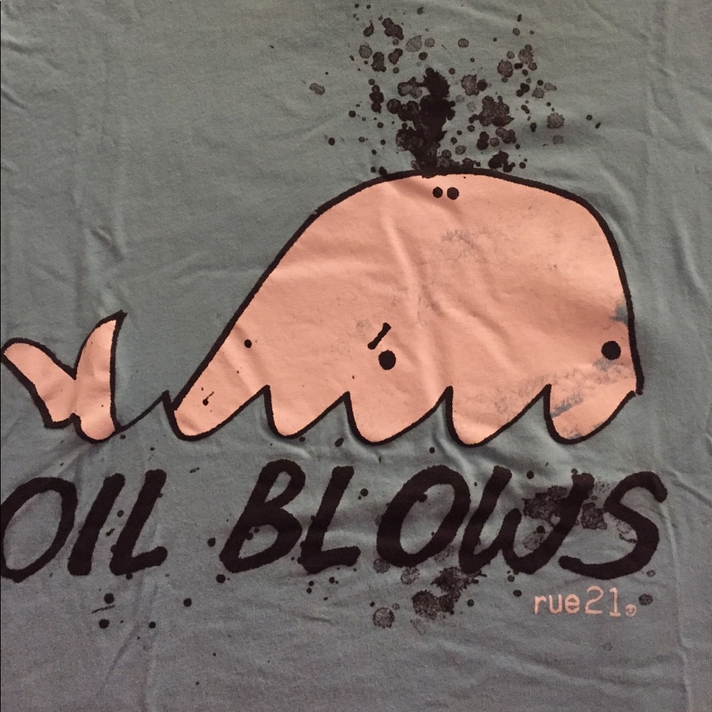 Blue Rue21 t-shirt - Picture 2 of 2