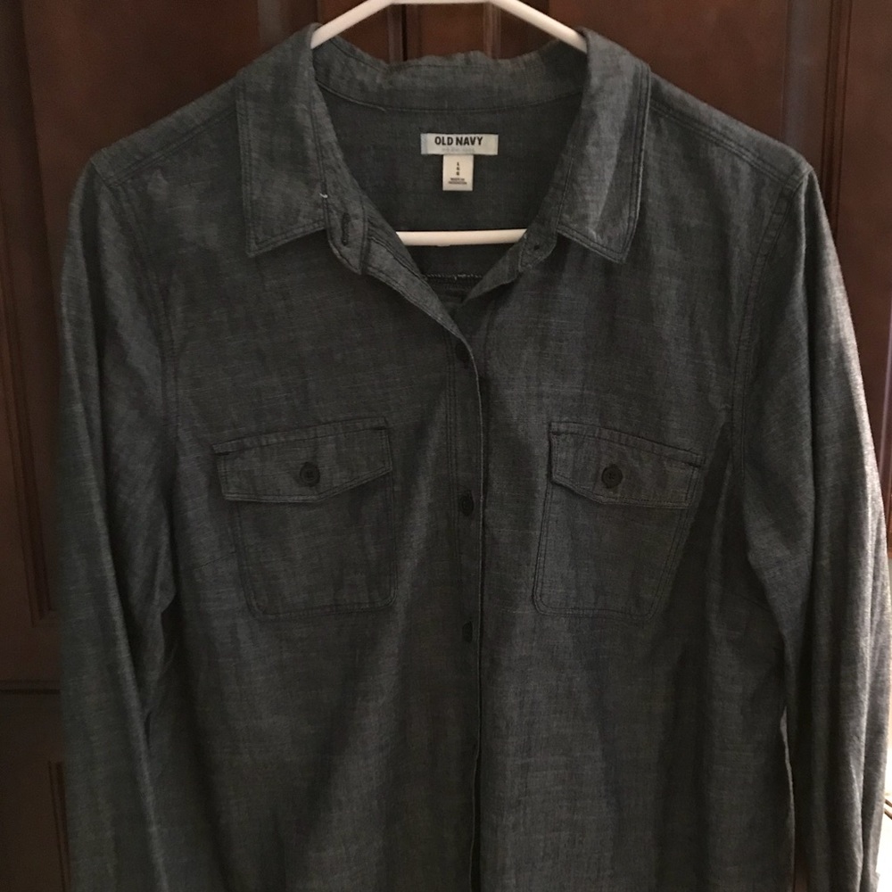 Chambray long sleeve button up.