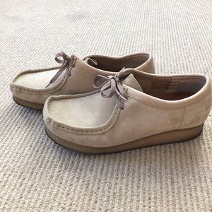 Suede Clark’s Wallabee Chukka boots