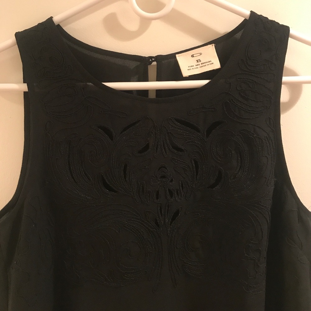 Urban Outfitters Black Cutout Embroidered Tank XS