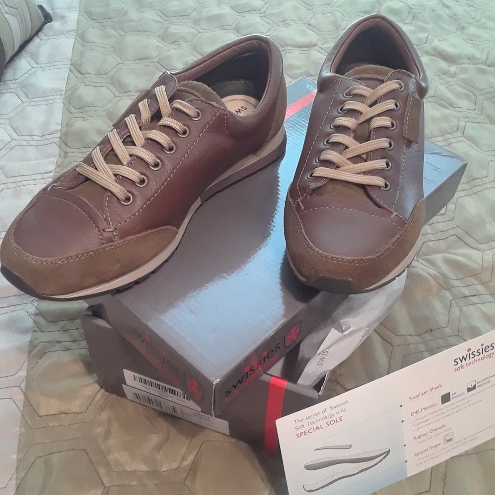 Brown Leather Dorotea Sneakers - NEW!