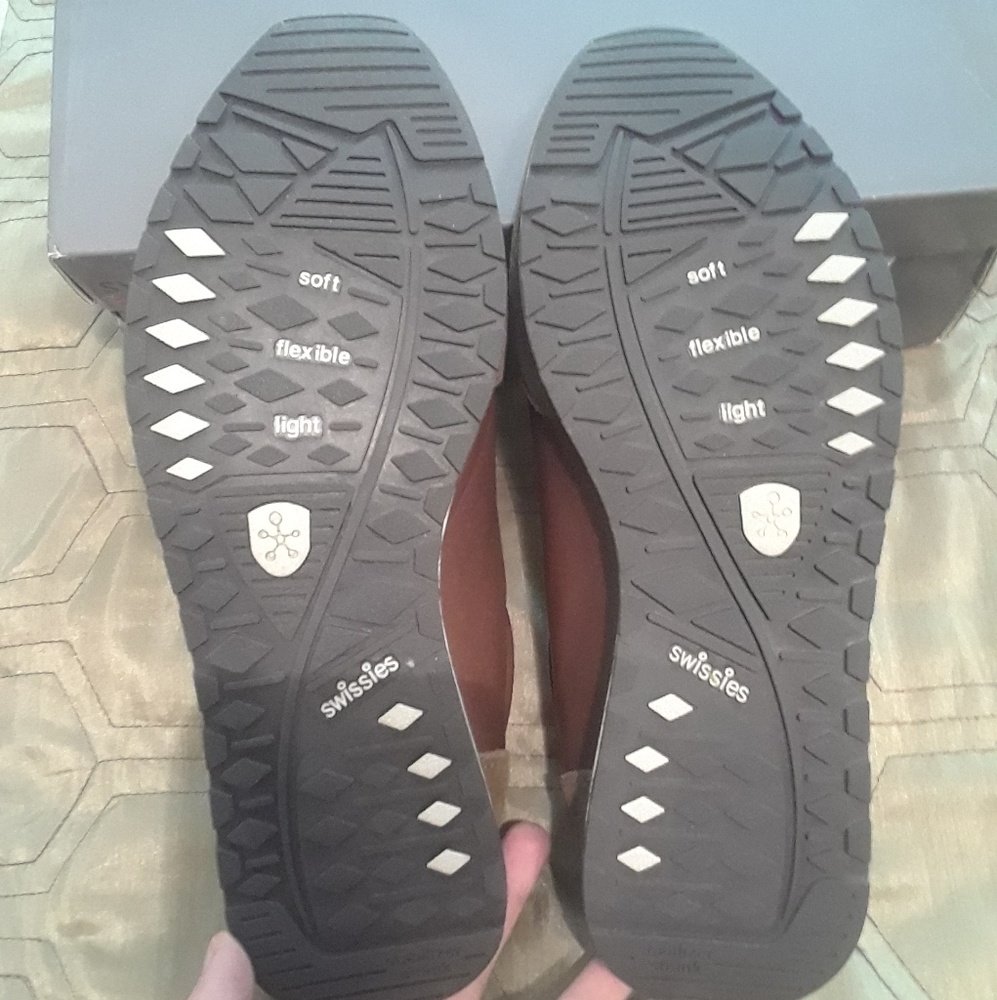 Brown Leather Dorotea Sneakers - NEW! - Picture 2 of 5