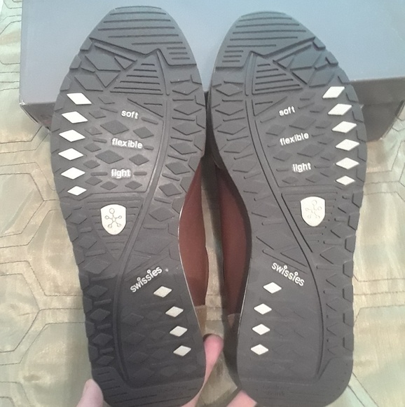 Brown Leather Dorotea Sneakers - NEW! - Picture 2 of 5