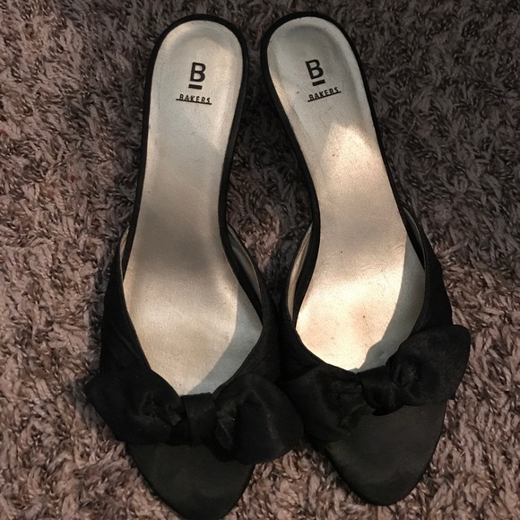 Bakers Open Back Heels - Picture 2 of 4