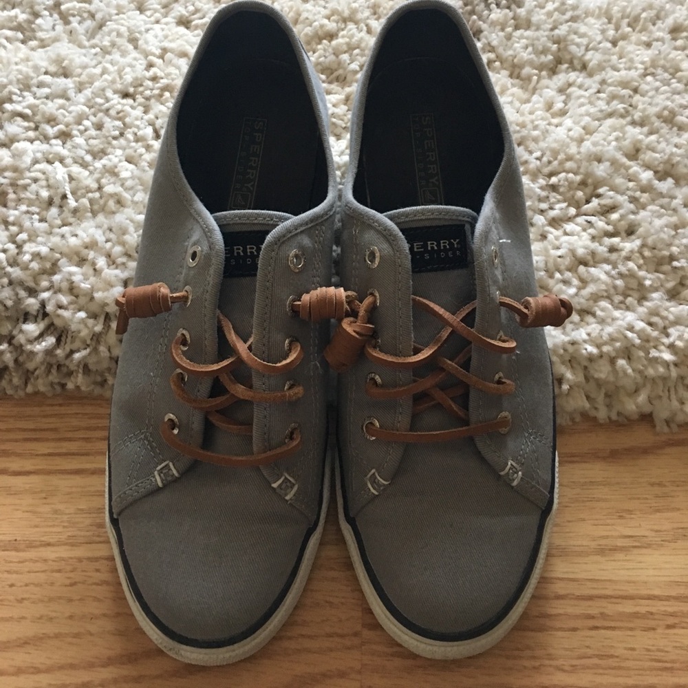 Sperry canvas sneakers