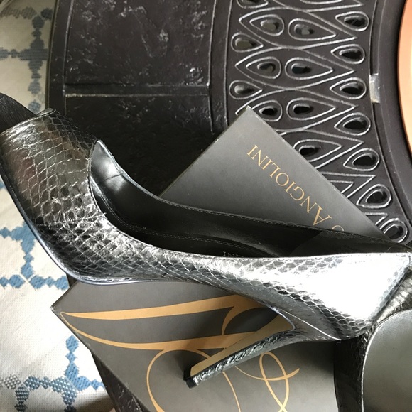 Enzo Angiolini open toes pumps - Picture 3 of 3