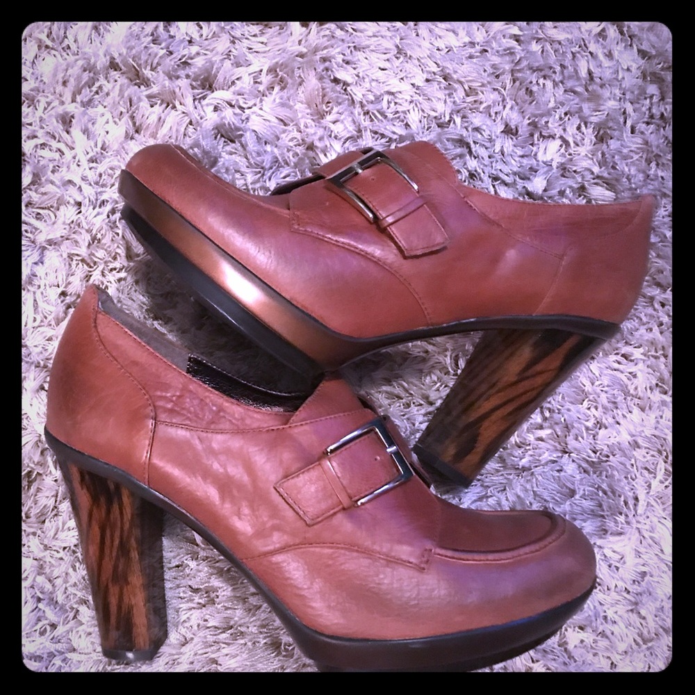 Sofft Nickelby High Heeled Booties