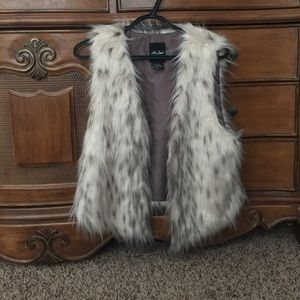 Faux fur vest