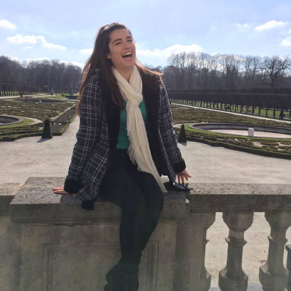 Meet your Posher, Madeline