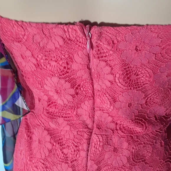 AWESOME dress! - Picture 4 of 5