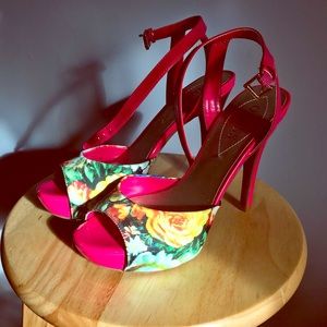 Guess strappy peep toe floral heels