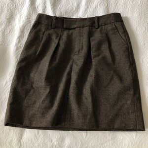 Gap skirt for work