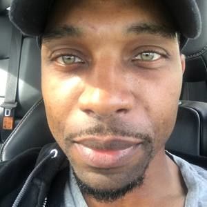 Meet your Posher, Lawrence