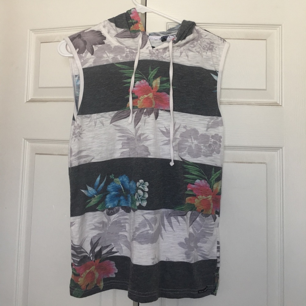 Sleeveless Top w/Hood