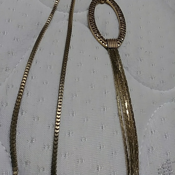 Gold tassel necklace - Picture 3 of 4