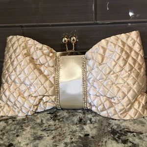 Bella costume evening clutch