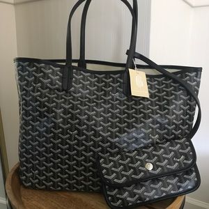 Canvas and leather tote Canvas and leather tote