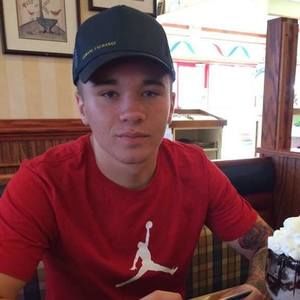 Meet your Posher, Justus