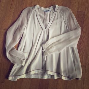 Elizabeth & James Top