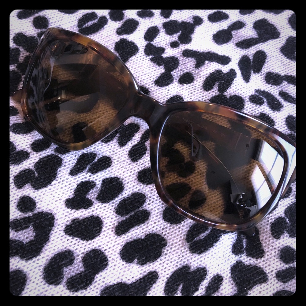 Persol wayfarer sunglasses like new