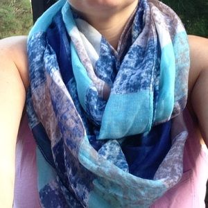 Lightweight infinity scarf Lightweight infinity scarf