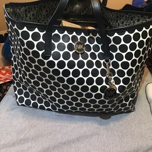 Michael kors large tote Michael kors large tote
